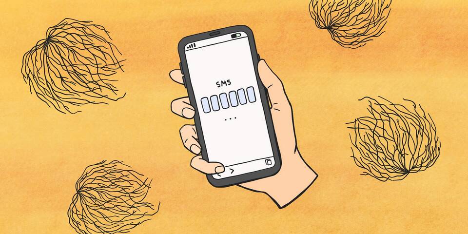 Почему приходят SMS с кодами подтверждения