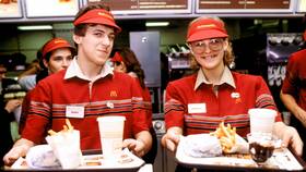 Заработная плата работников McDonald's в месяц в Новэкс